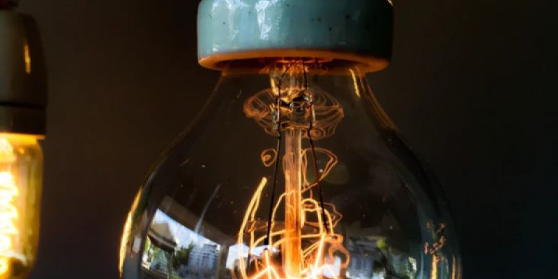 Geração de energia solar no Brasil já atinge 70% da capacidade instalada da usina hidrelétrica de Itaipu